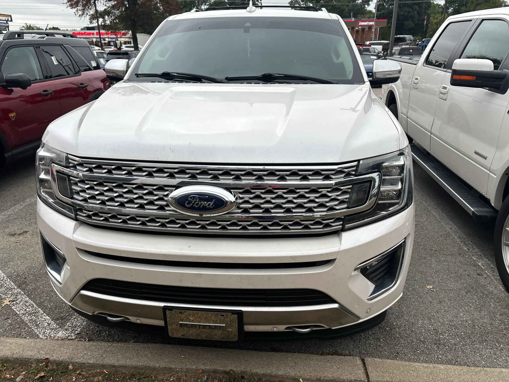 Used 2019 White Platinum Metallic Tri-Coat Ford Platinum image 3