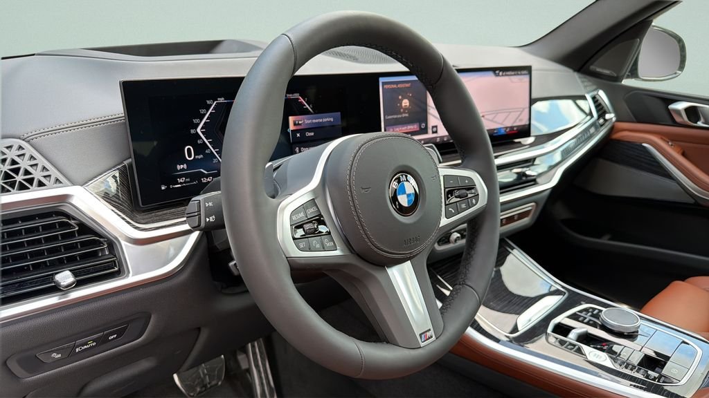 New 2026 Dravit Grey Metallic BMW xDrive40i image 9