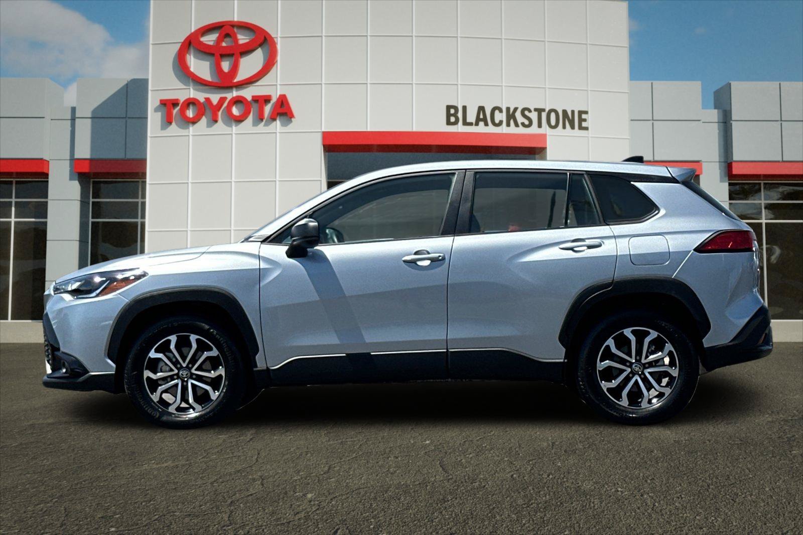Used 2025 Sonic Silver Toyota Hybrid S image 6