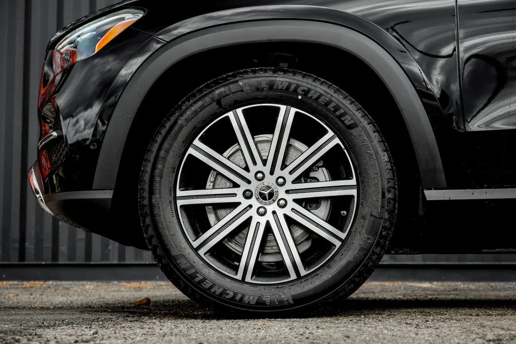 New 2026 Black Mercedes-Benz GLE 350 image 40