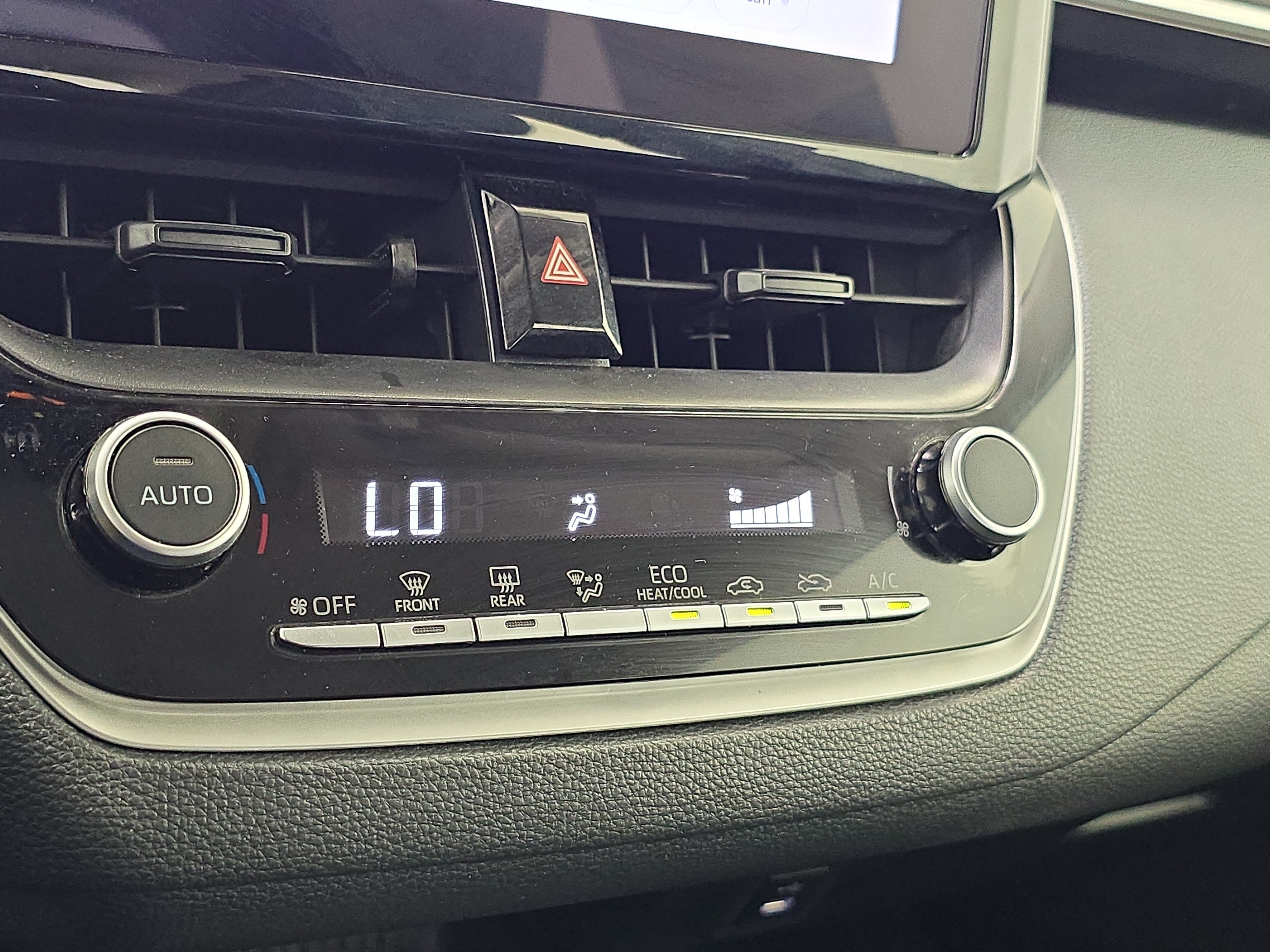 Used 2025 Classic Silver Metallic Toyota LE image 28
