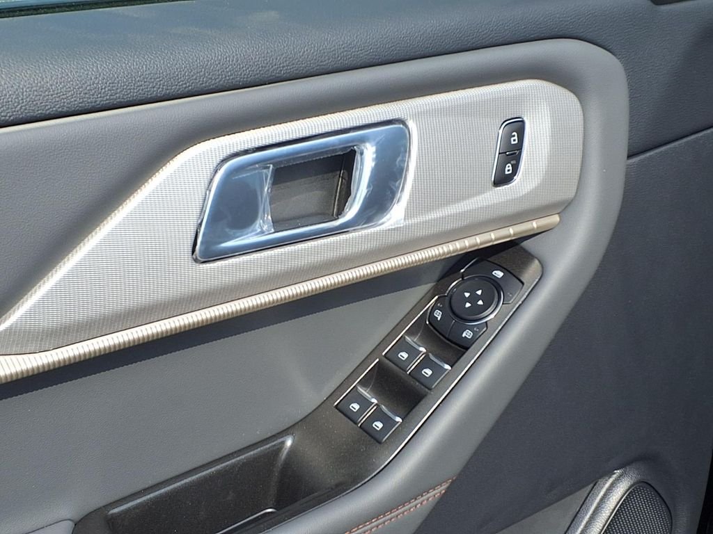 New 2026 Agate Black Metallic Ford Active image 10
