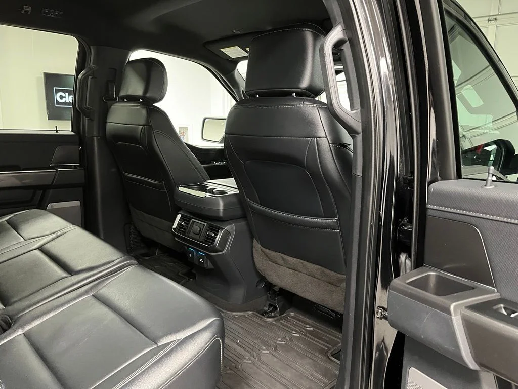 Used 2023 Black Ford XLT image 51