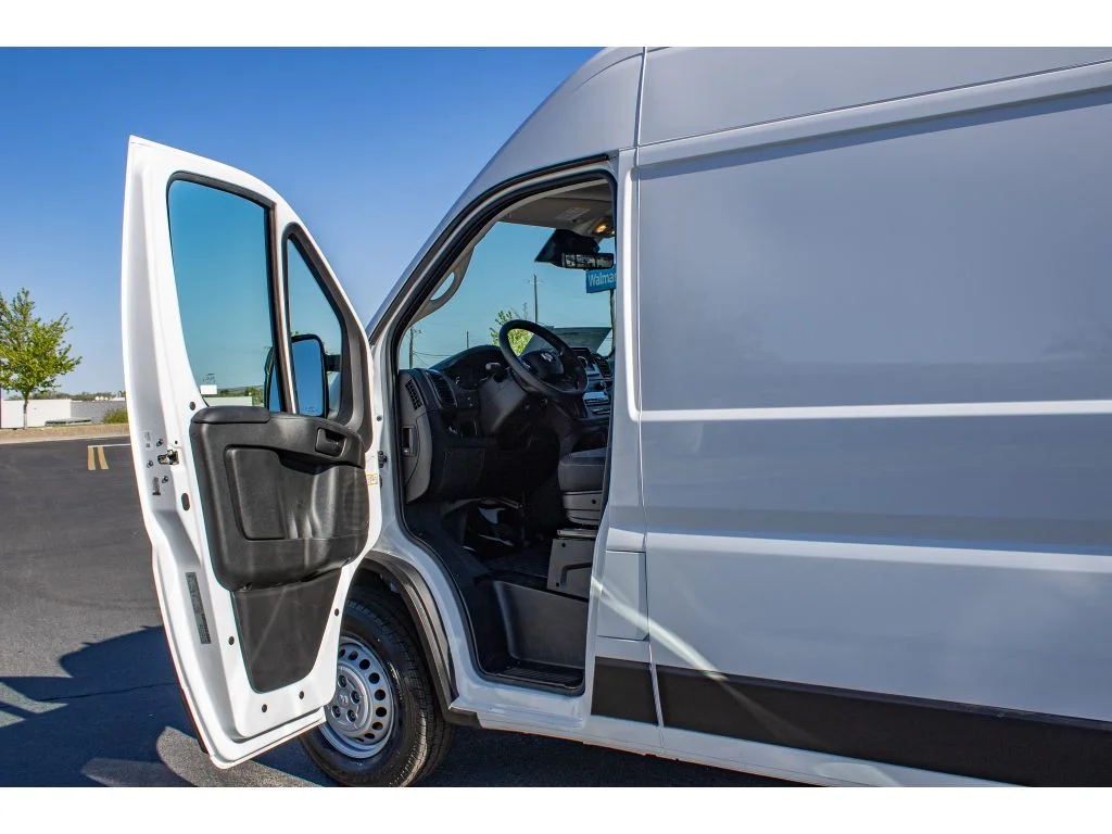 New 2026 Bright White Clearcoat Ram Tradesman image 35