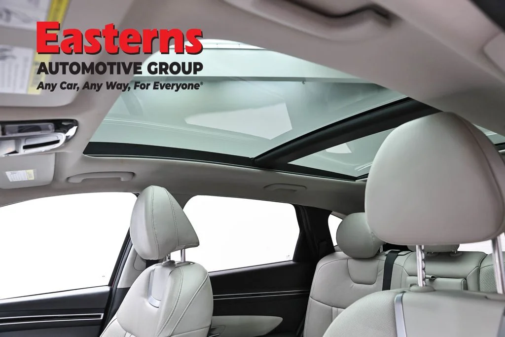Used 2023 Red Hyundai Limited image 37