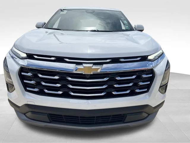 Used 2026 White Chevrolet LT image 3