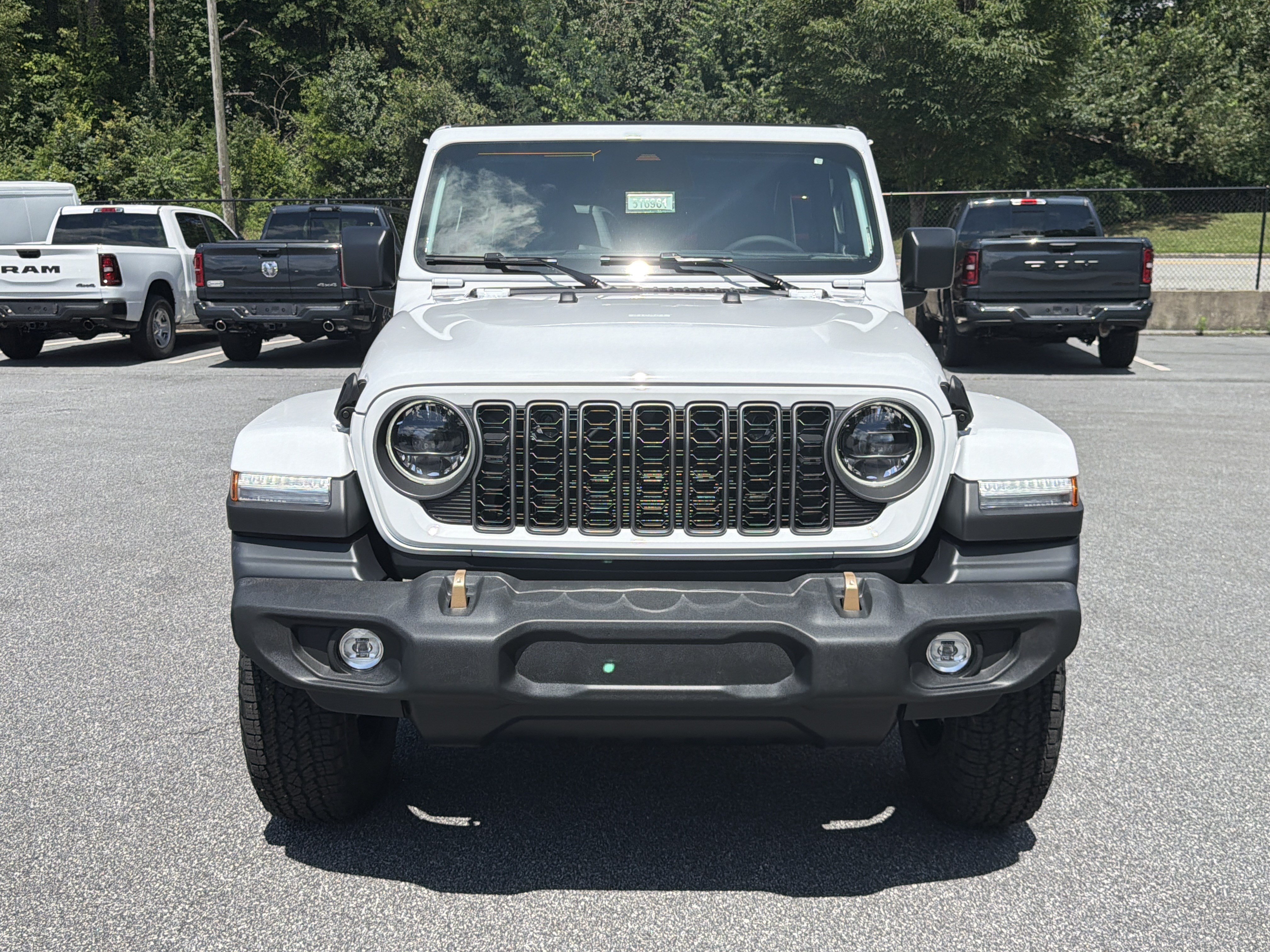 New 2026 Bright White Clear-Coat Exterior Paint Jeep 85th Anniversary Edition image 2