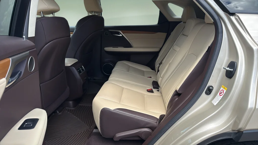 Used 2018 Beige Lexus 350 image 15