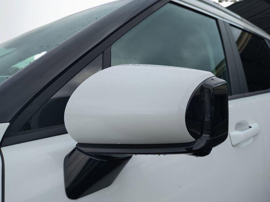 New 2026 White Hyundai SEL Premium FWD image 12