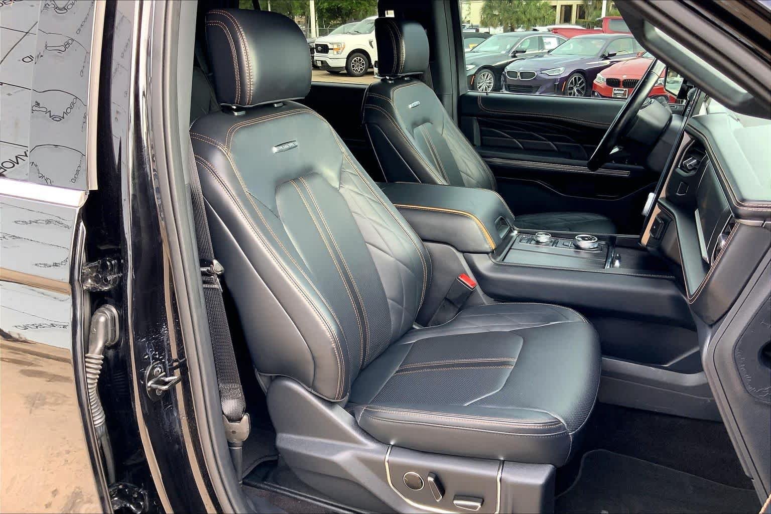 Used 2023 Agate Black Ford Platinum image 9