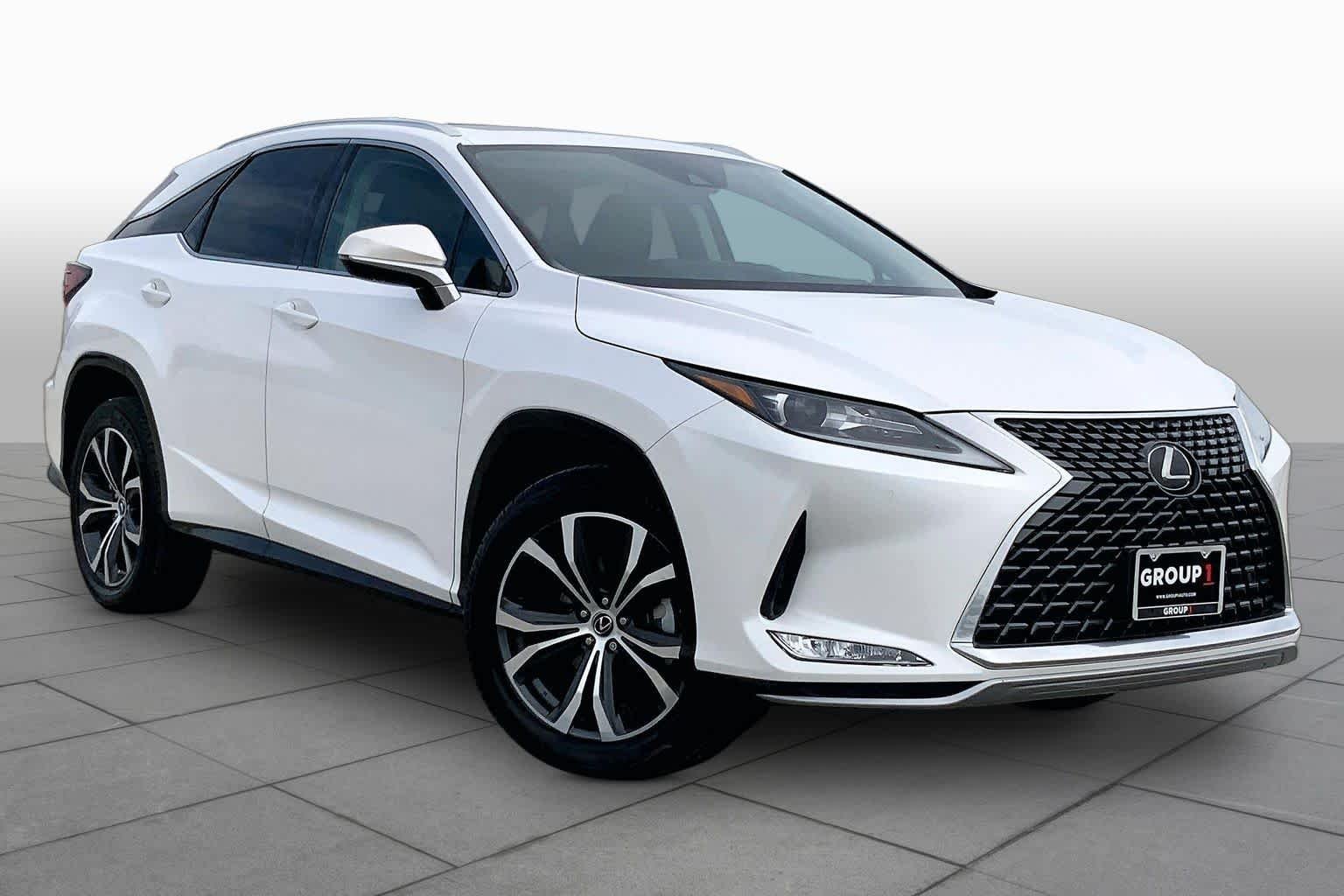 Used 2022 Eminent White Pearl Lexus  image 3