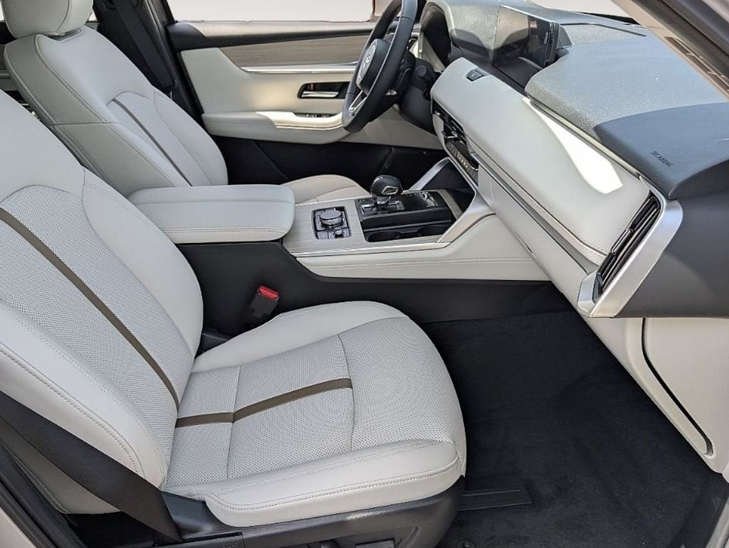 New 2026 Platinum Quartz Metallic Mazda Premium Plus AWD image 18