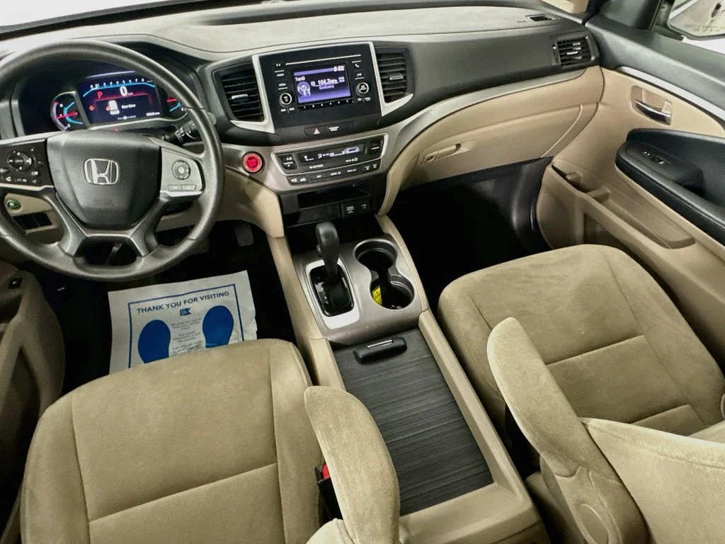Certified Used 2019 Red Honda LX image 27