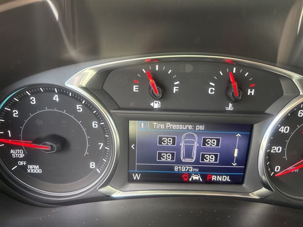 Used 2022 Silver Chevrolet LT image 8