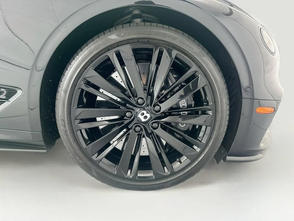 Used 2023 Spectre Metallic Bentley  image 29