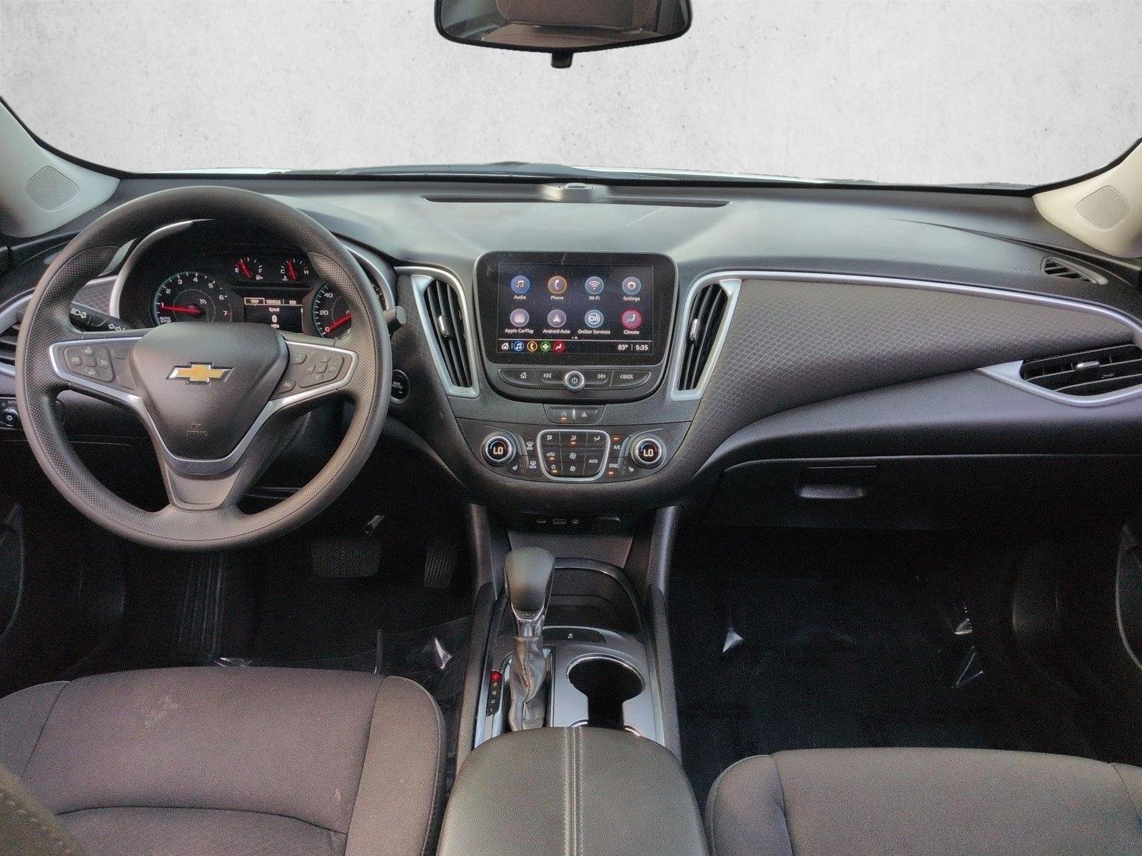 Used 2022 Silver Ice Metallic Chevrolet LT image 17