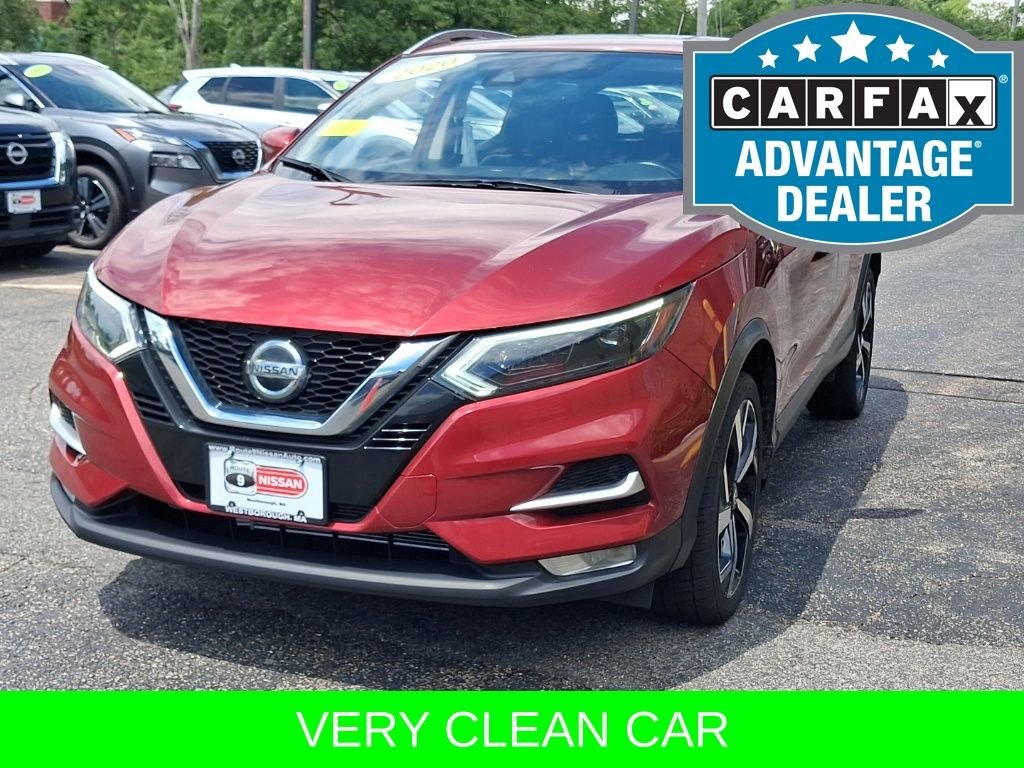 Used 2020 Red Nissan SL image 4
