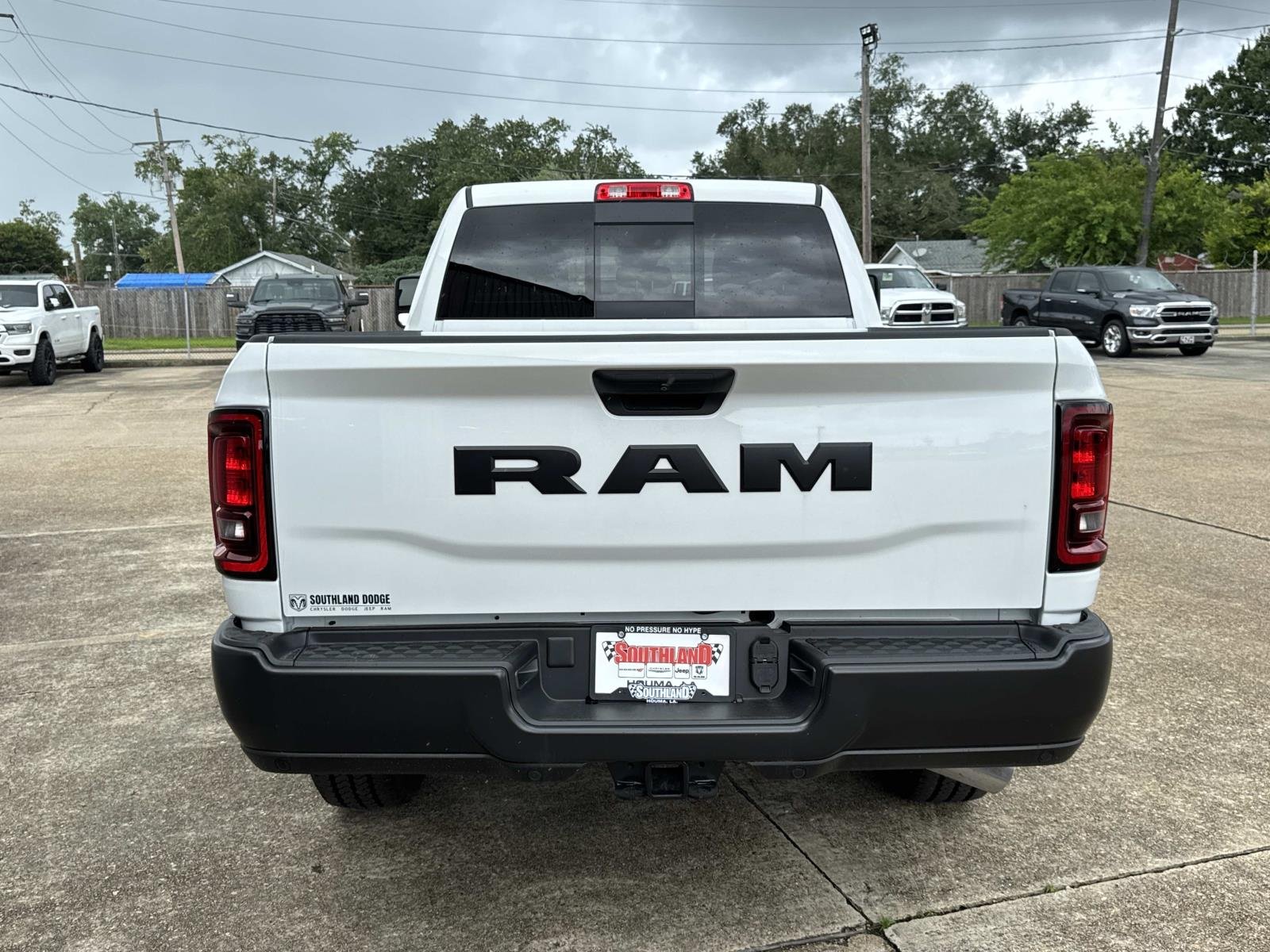 New 2026 Bright White Clear-Coat Exterior Paint RAM Tradesman image 5