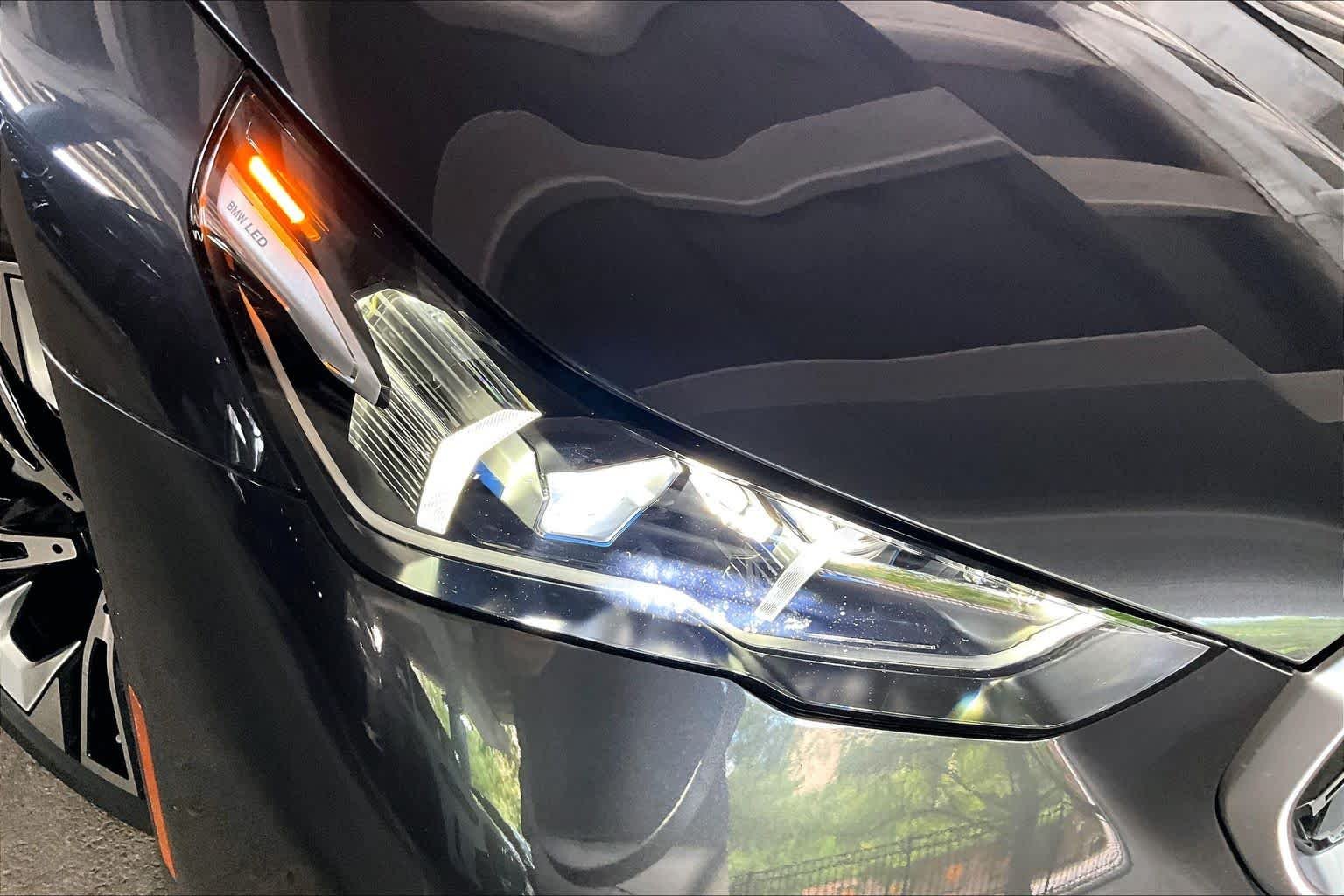 Certified Used 2026 Dark Graphite Metallic BMW 530i image 27