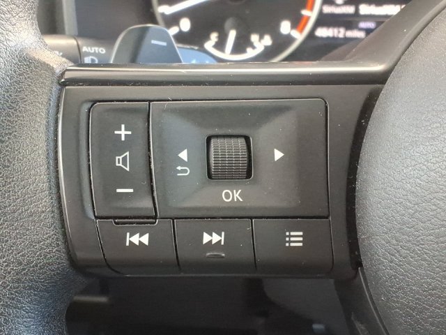 Used 2024 White Nissan SV image 11