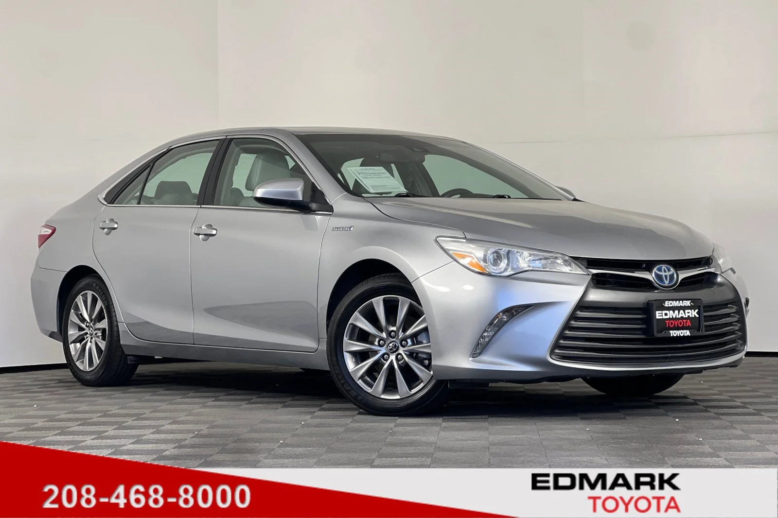 Used 2017 Celestial Silver Toyota Hybrid XLE image 1