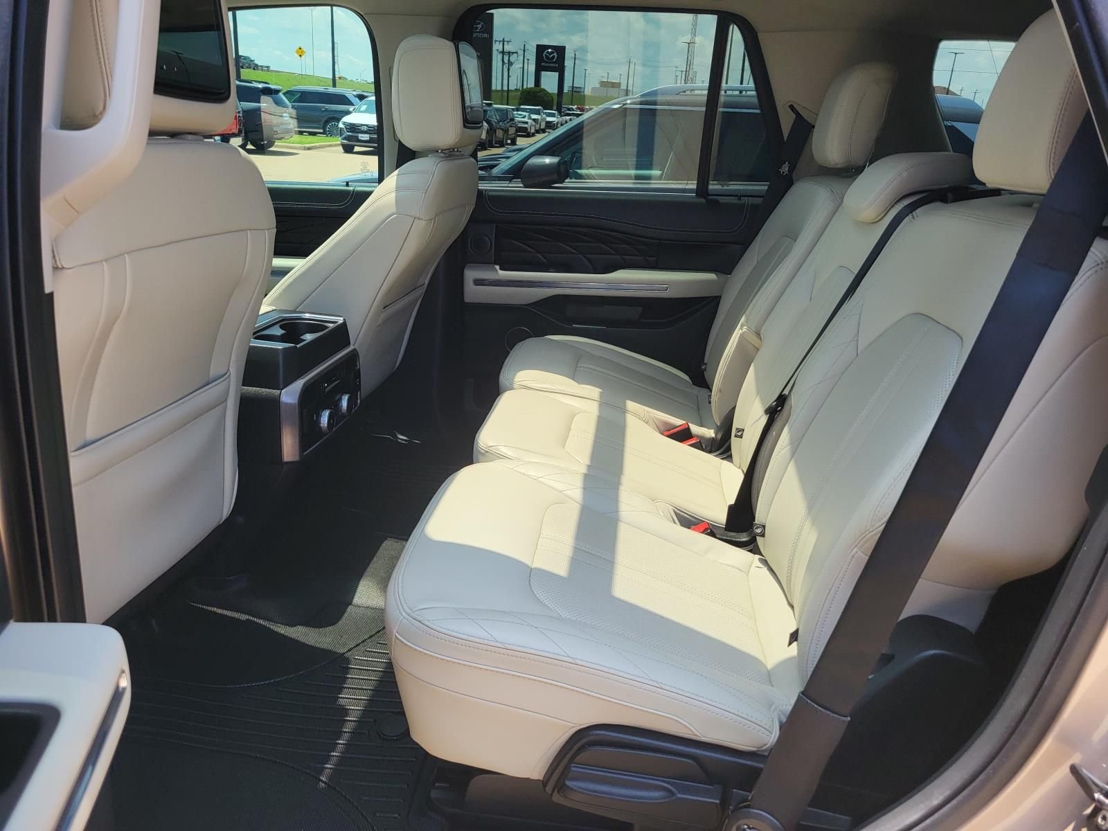 Used 2020 Desert Gold Metallic Ford Platinum image 14