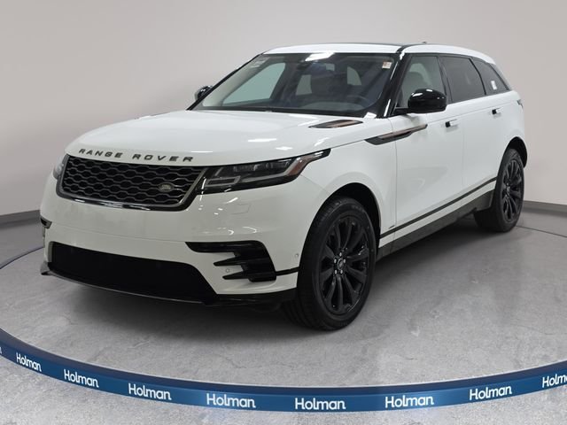 Used 2018 Fuji White Land Rover SE R-Dynamic image 1