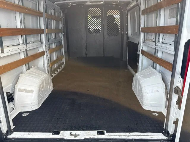 Used 2023 White Ram Base image 16