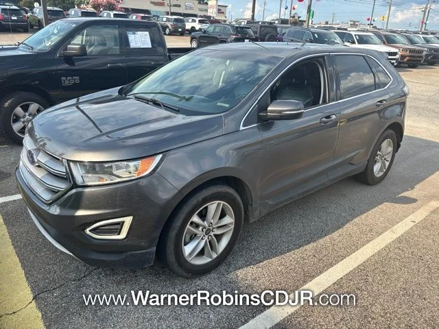 Used 2017 Gray Ford SEL image 3