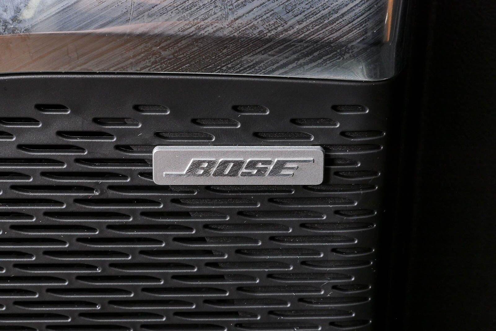 New 2026 Mosaic Black Metallic Chevrolet High Country image 7