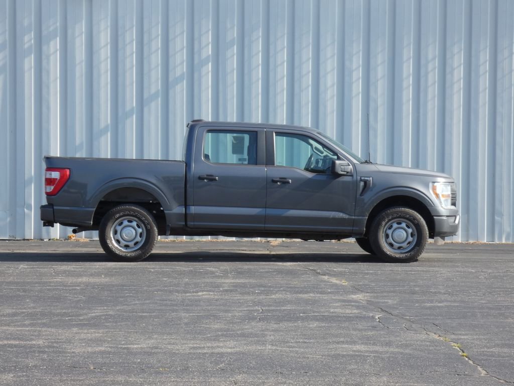 Used 2021 Gray Ford XL image 2