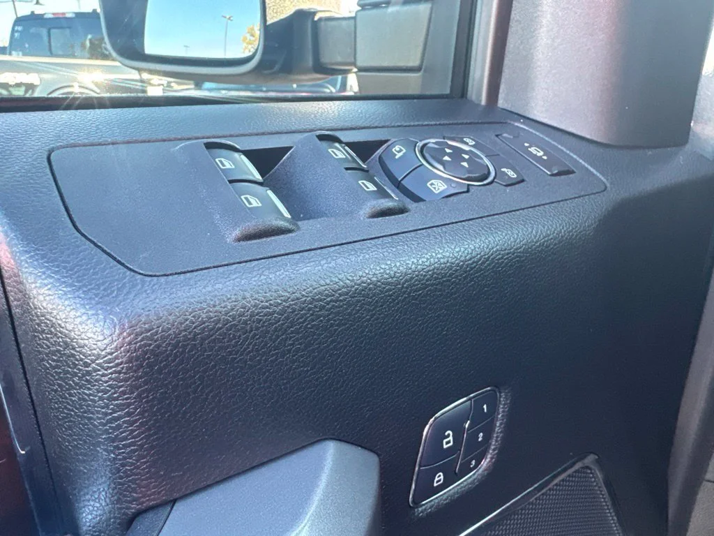 Used 2017 Gray Ford Platinum image 29