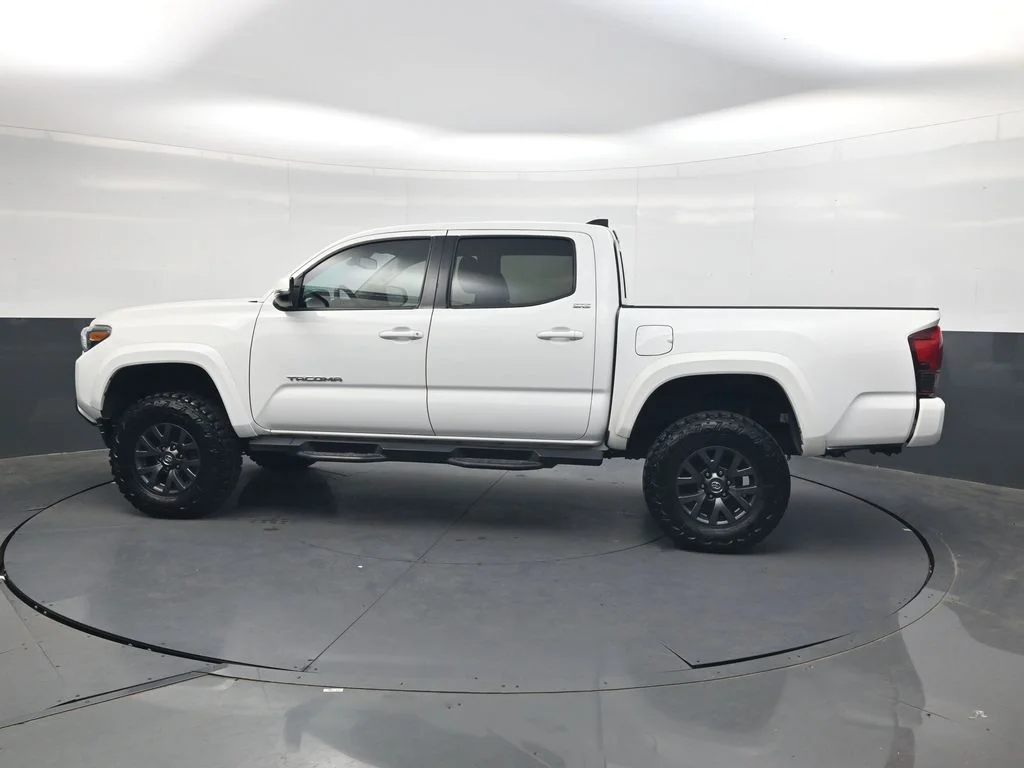 Used 2023 White Toyota SR5 image 7