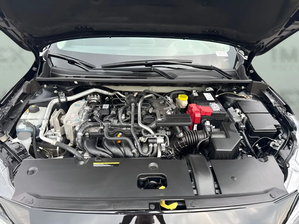 Used 2025 Black Nissan SR image 17