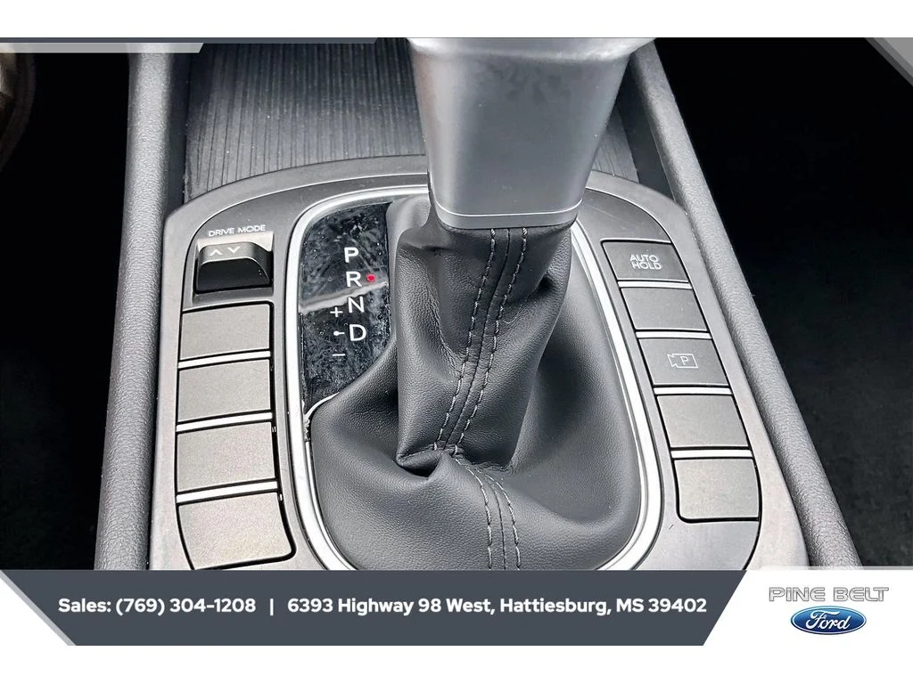 Used 2025 Ecotronic Gray Pearl Hyundai SEL image 22