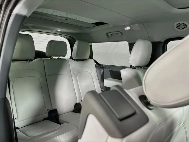 New 2026 Black Land Rover S image 25
