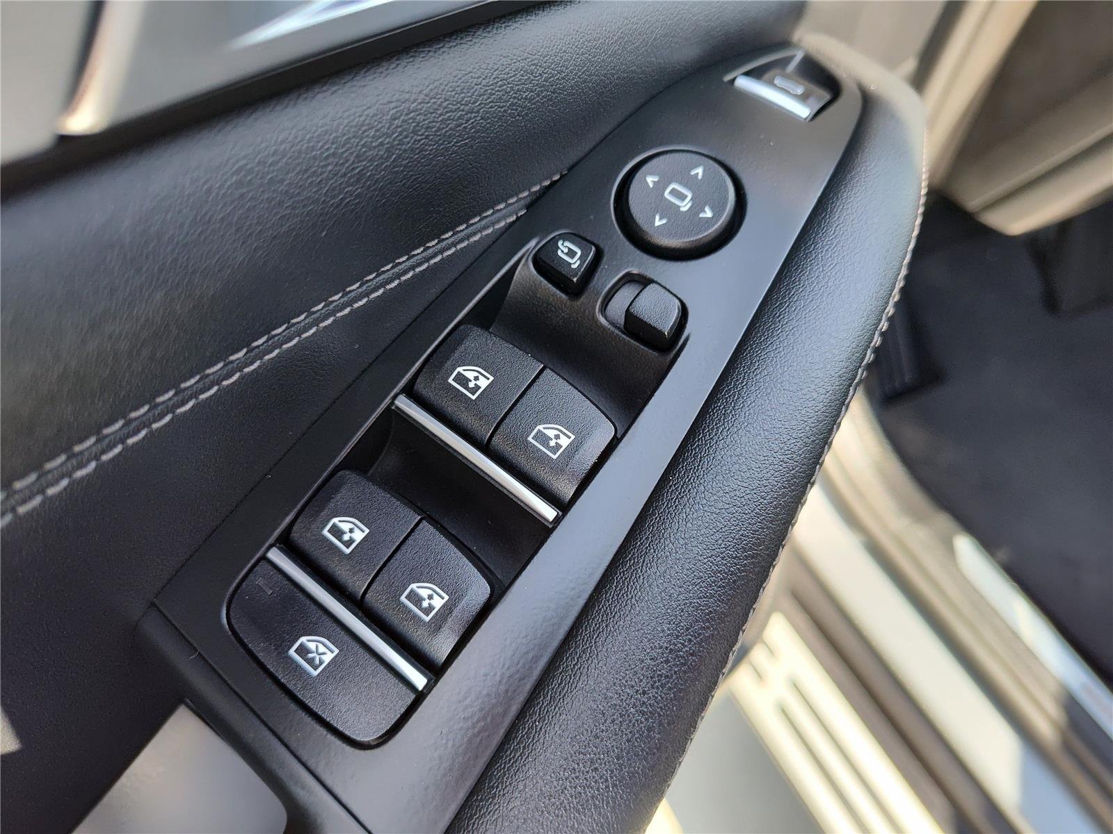 2025 BMW X5 40i - Photo 17