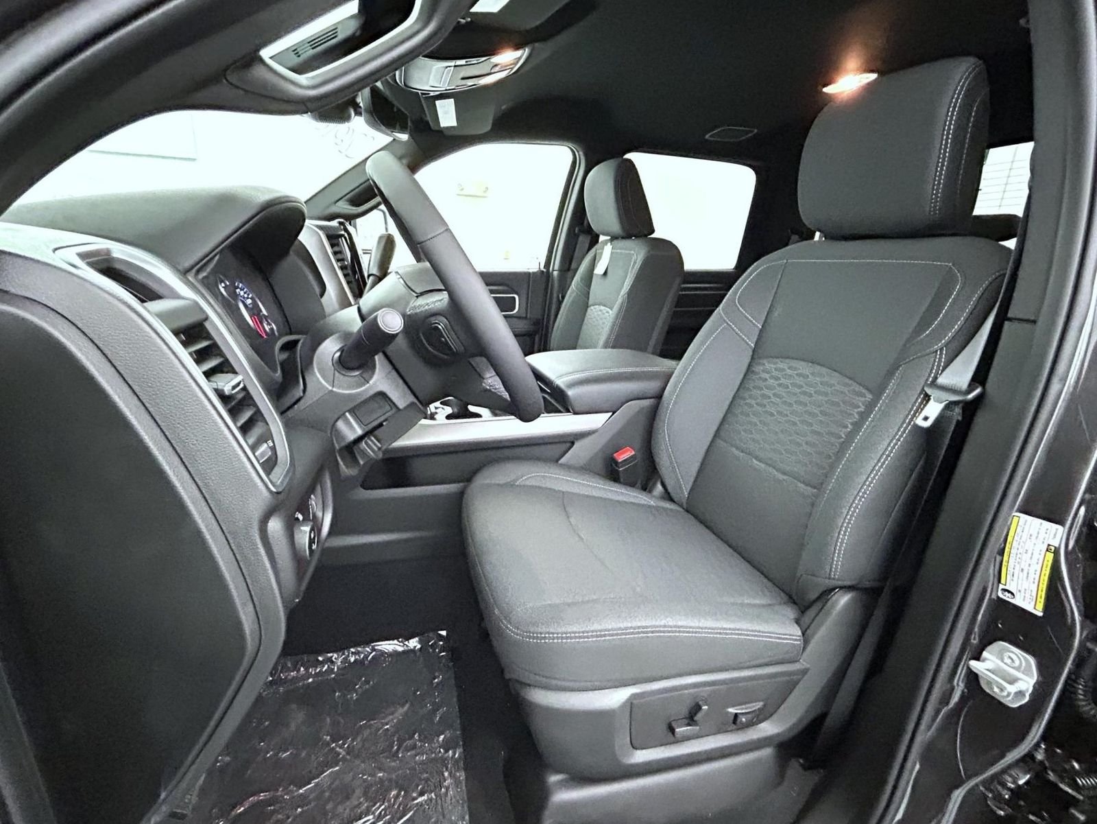 New 2026 Granite Crystal Metallic Clear-Coat Exterior Paint RAM Big Horn image 10
