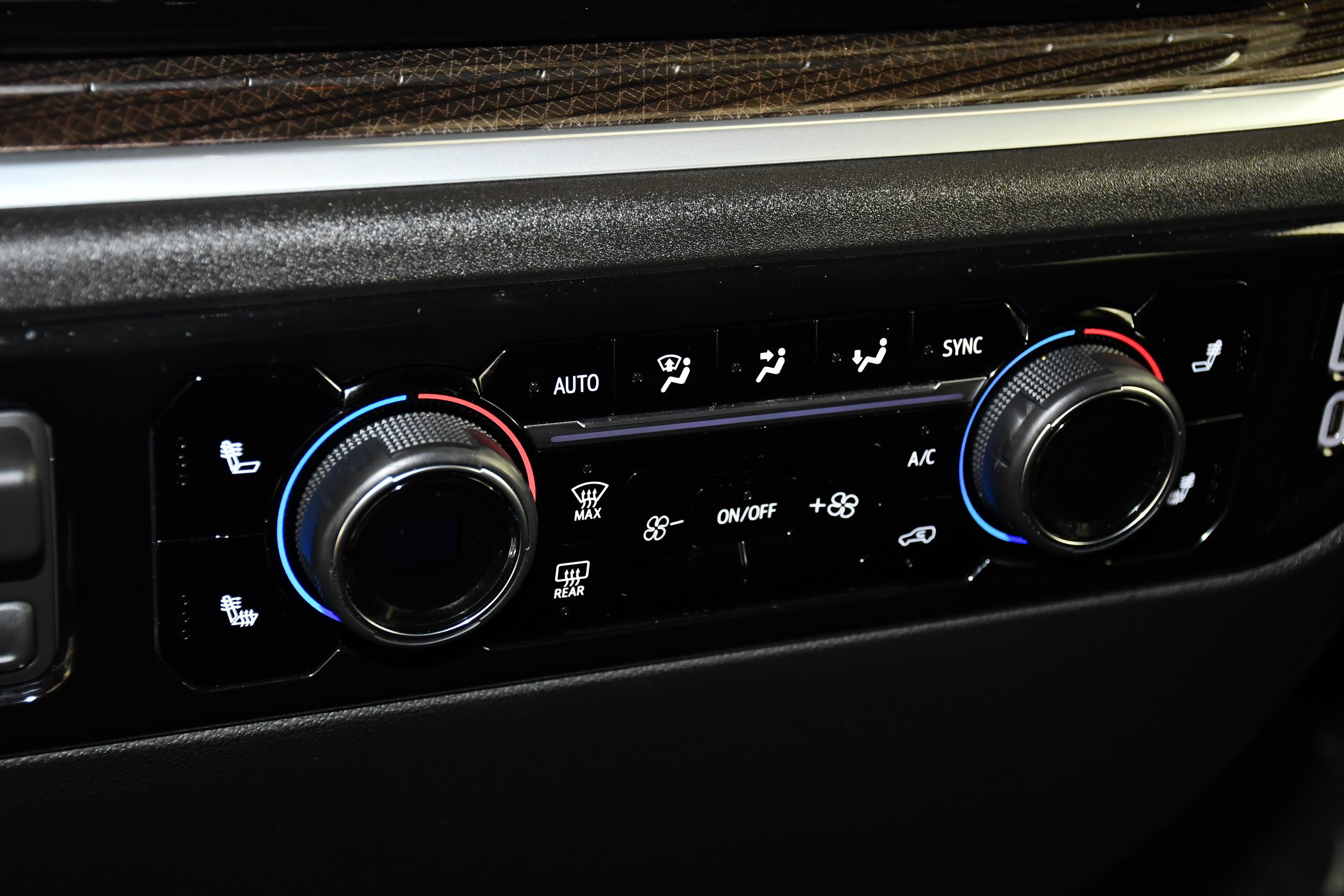 Used 2026 Black Chevrolet LT image 32