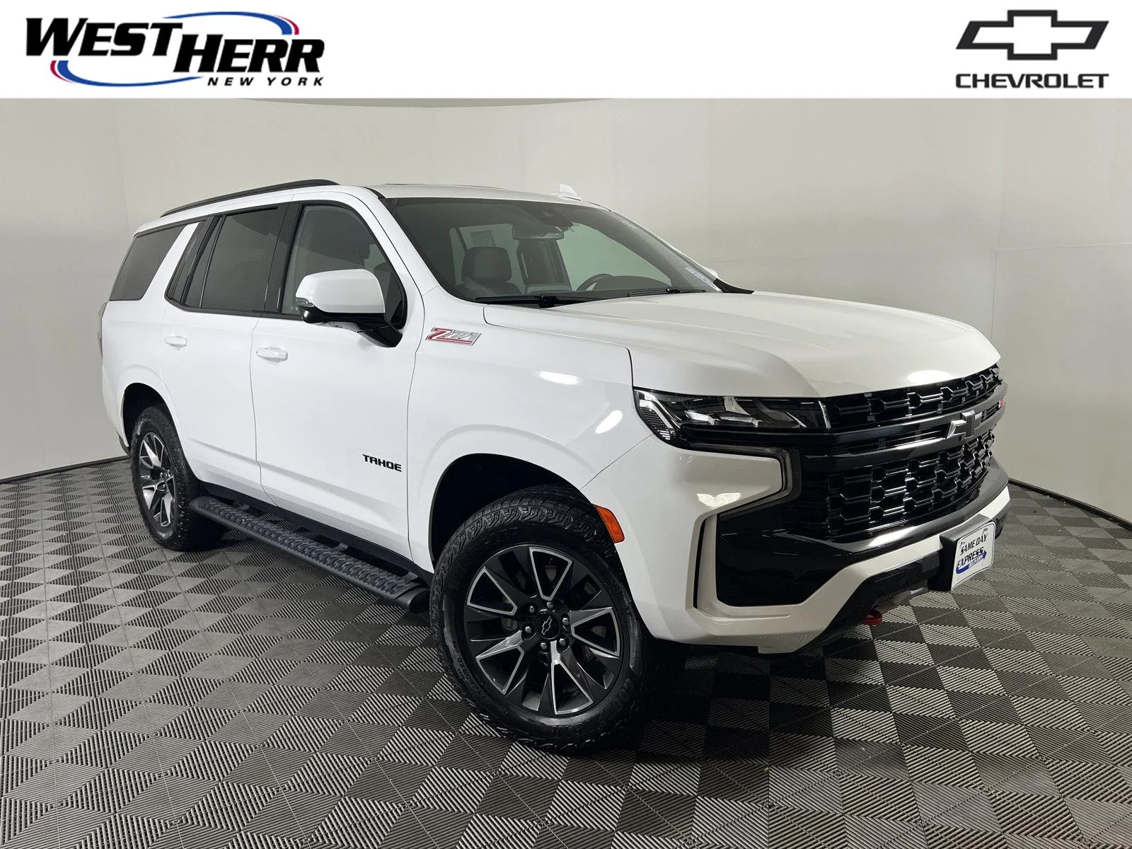 Used 2024 Summit White Chevrolet Z71 image 1