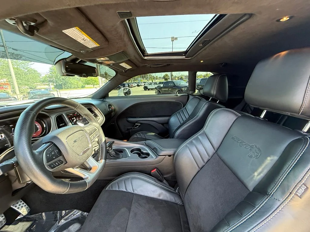 Used 2023 White Dodge SRT Hellcat Jailbreak image 13