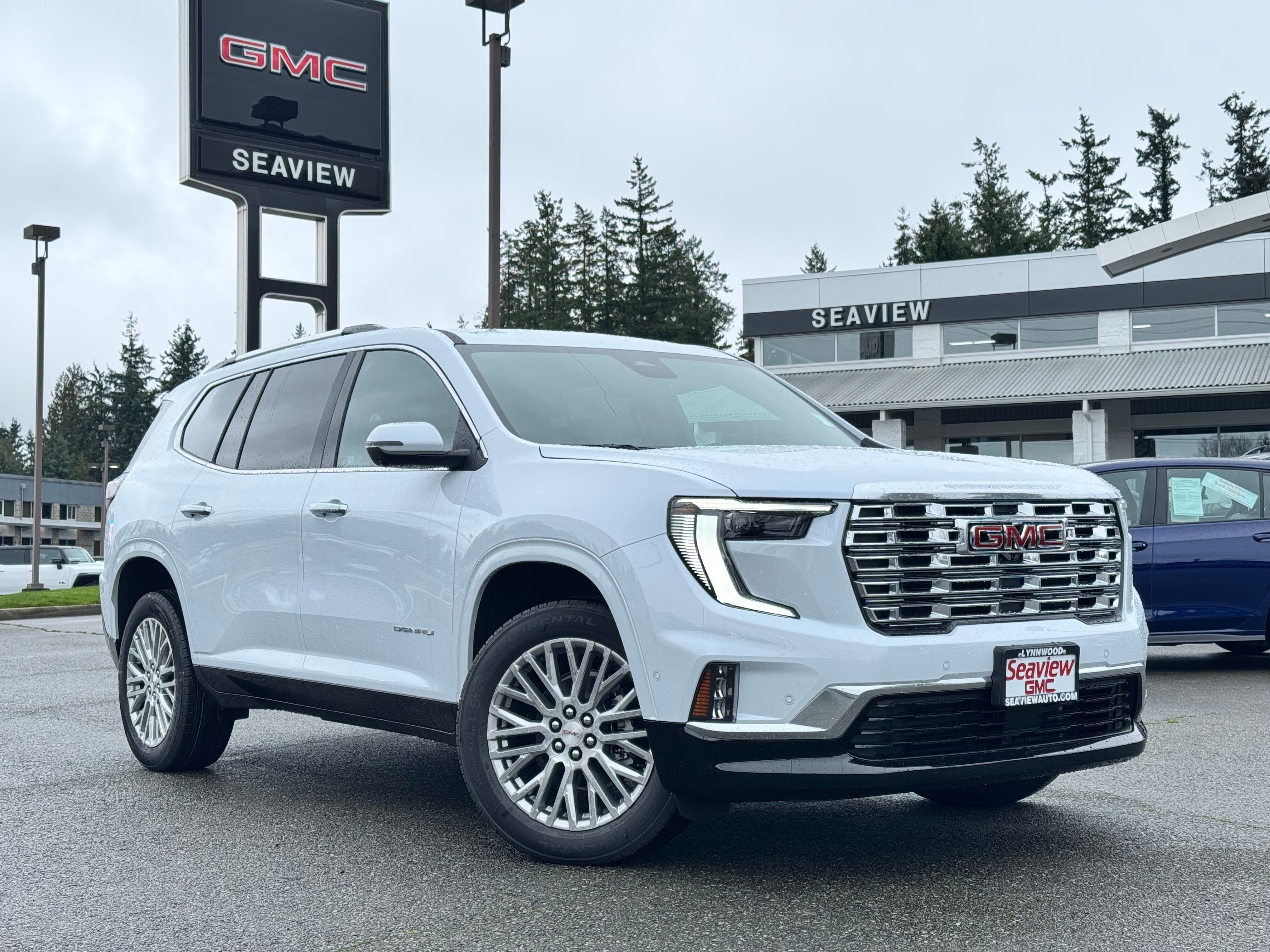 2026 GMC Acadia Denali AWD's photo