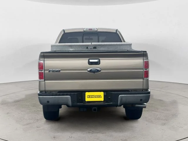 Used 2013 Pale Adobe Metall Ford XLT image 3