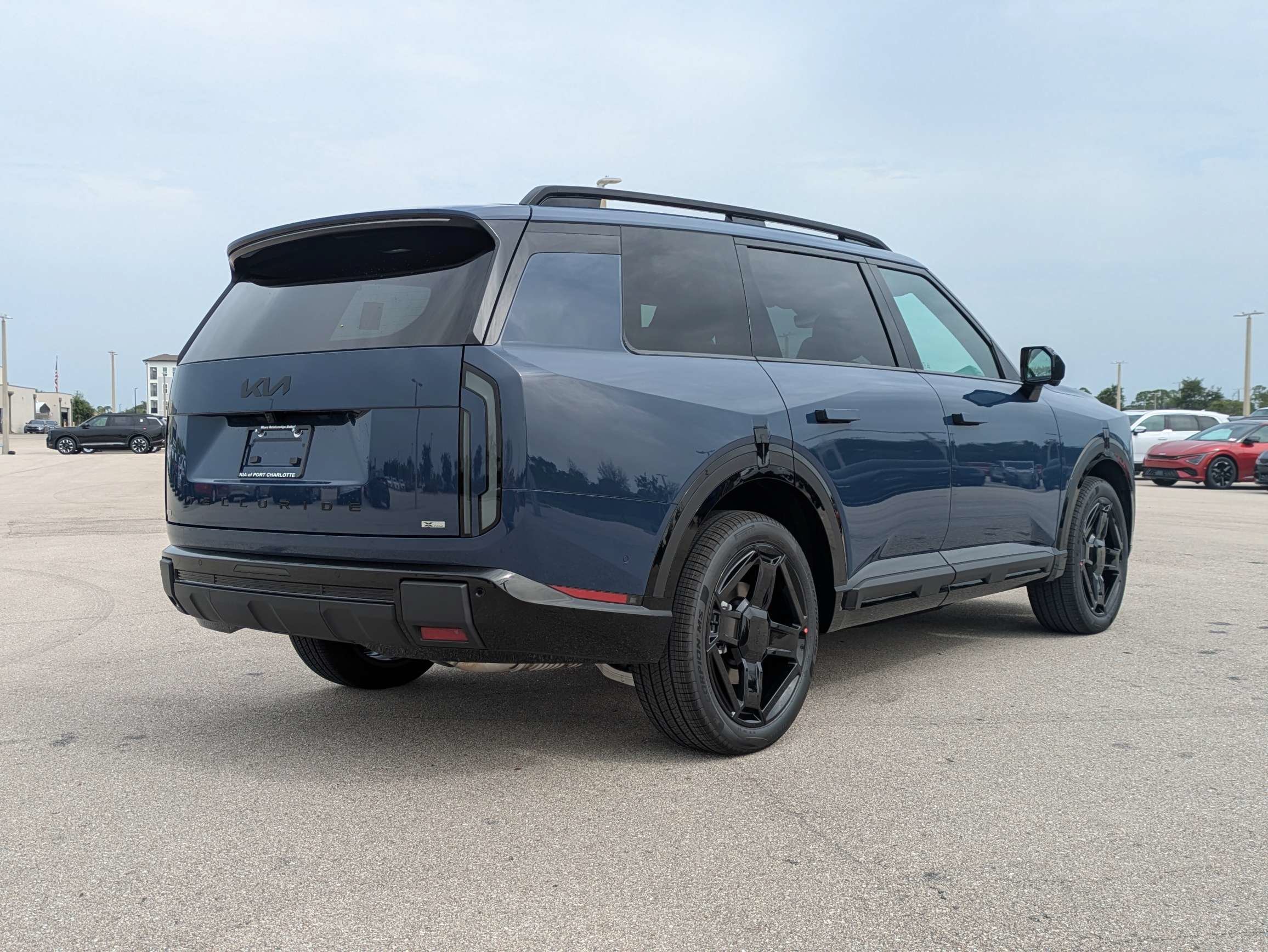 New 2027 Midnight Lake Blue Kia X-LINE SX image 5