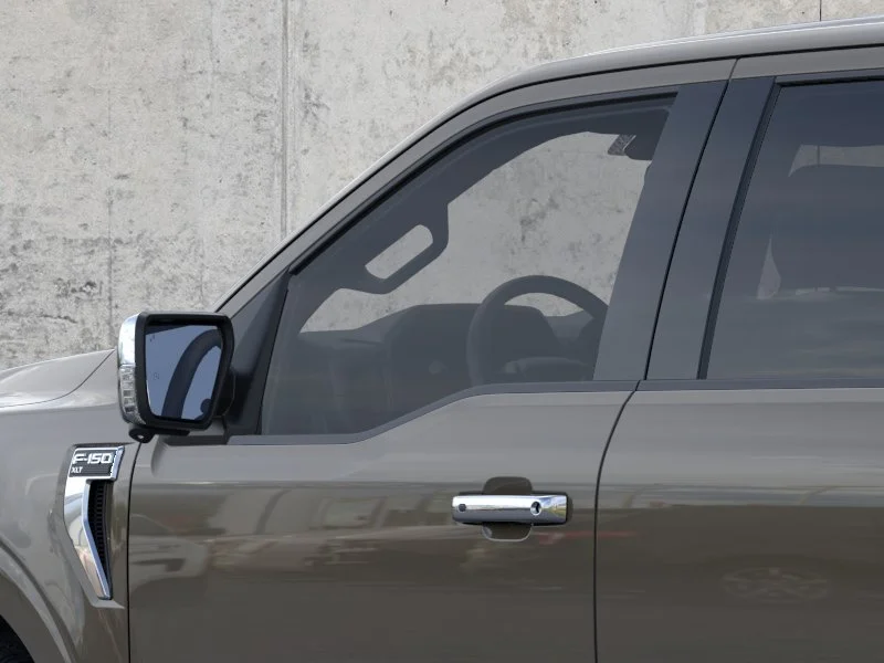 New 2026 Marsh Gray Ford XLT image 20