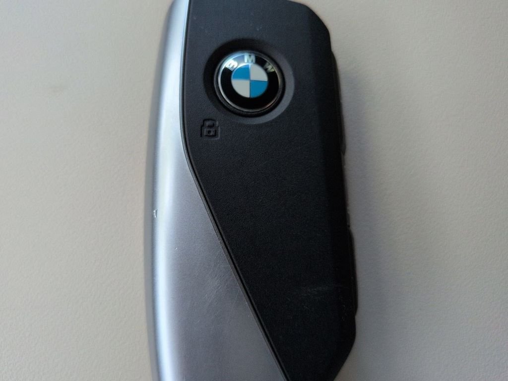 2025 BMW X3 30 - Photo 29