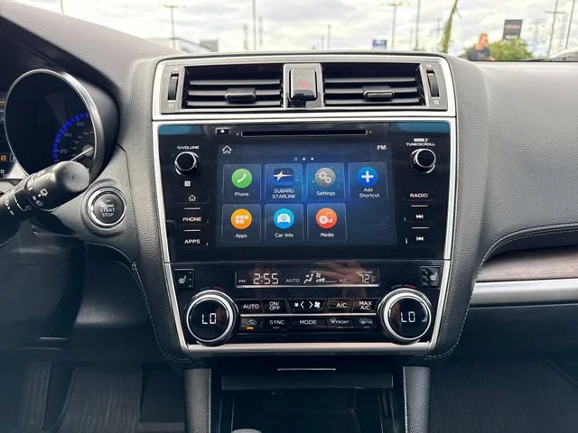 Used 2019 Ice Silver Metallic Subaru Limited image 22