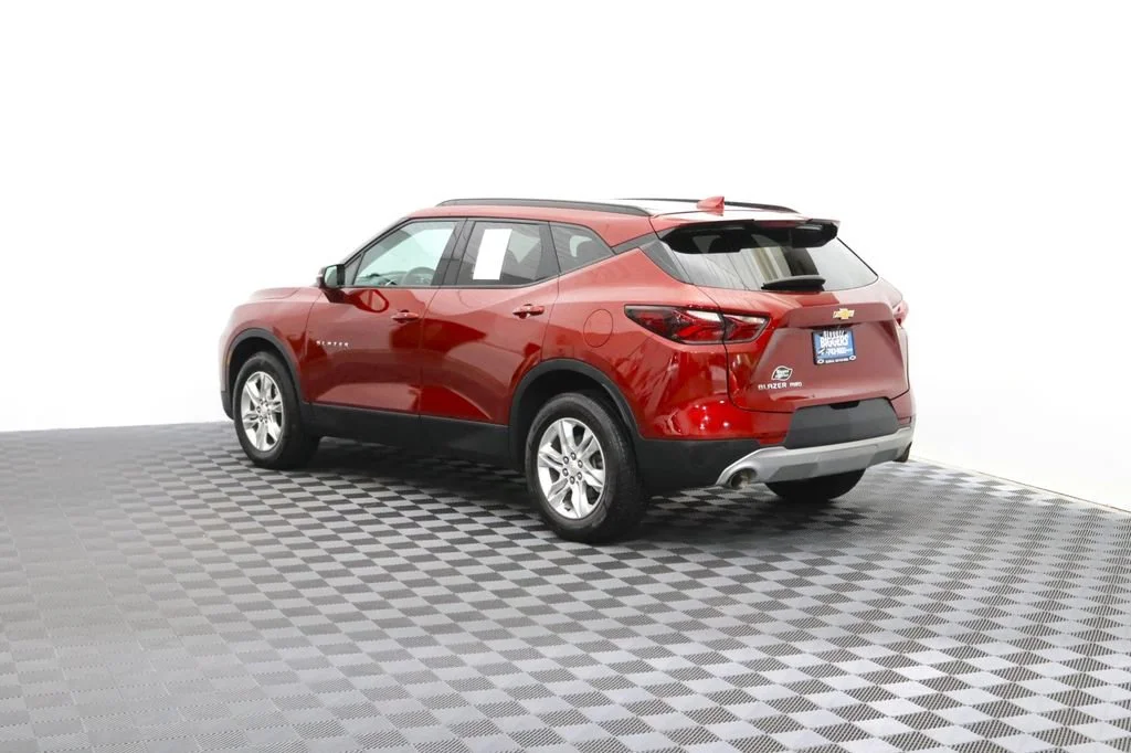 Used 2021 CHERRY RED TINTCOAT Chevrolet LT image 5