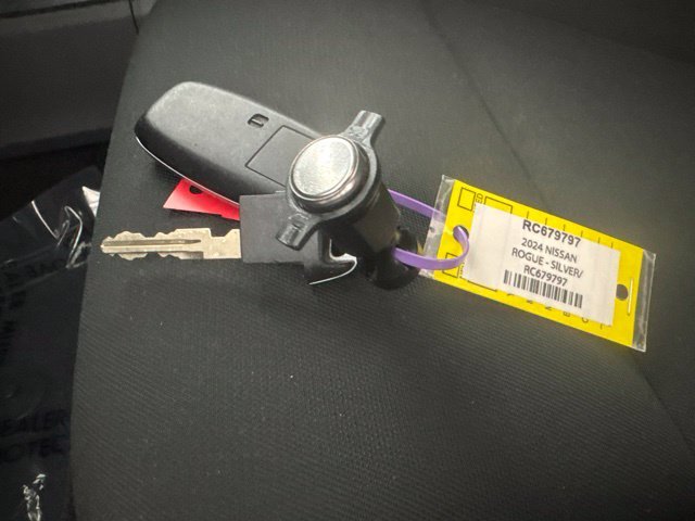 Used 2024 Silver Nissan S image 27