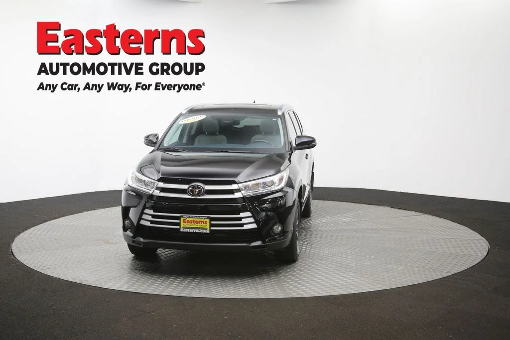 Used 2019 Black Toyota XLE image 57